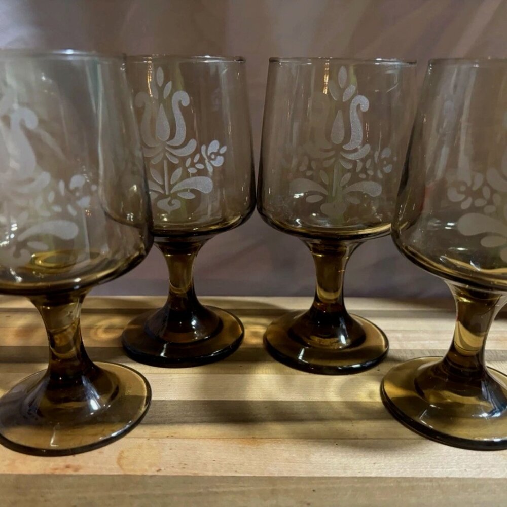Set of 4 Vintage Pfaltzgraff Tawny Etched Accent Stemmed Glasses